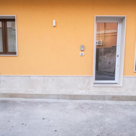אבולה Risorgimento Apartment מראה חיצוני תמונה
